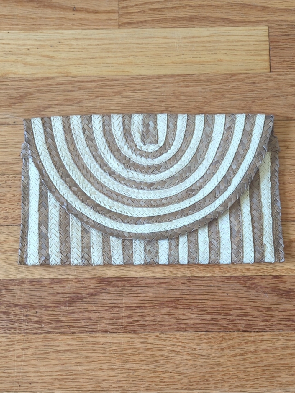 NWT Handmade Palm Leaf Clutch
